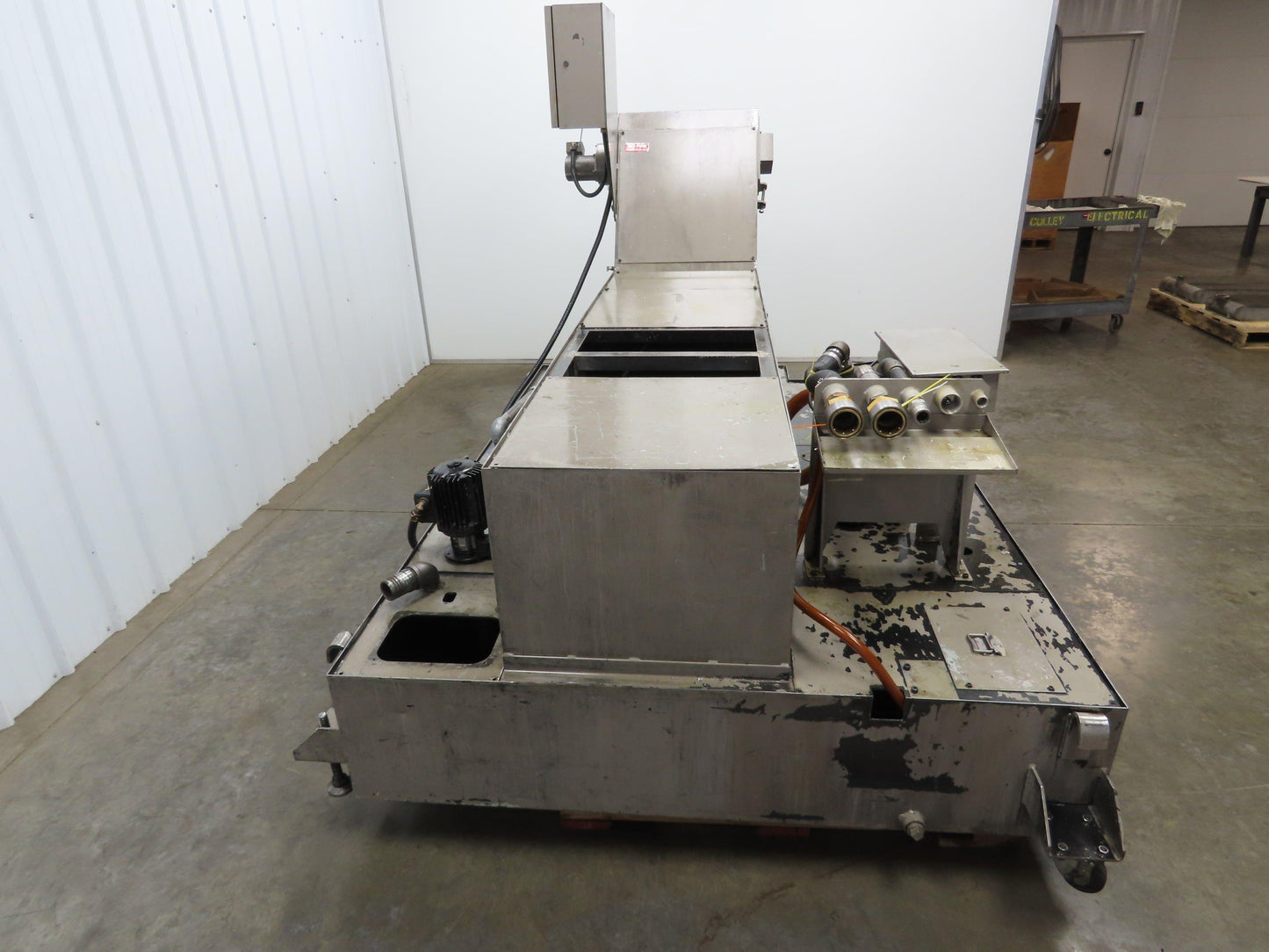 Syst Scraper Belt Chip Conveyor Coolant Recovery 3-Pump Filtration Tank