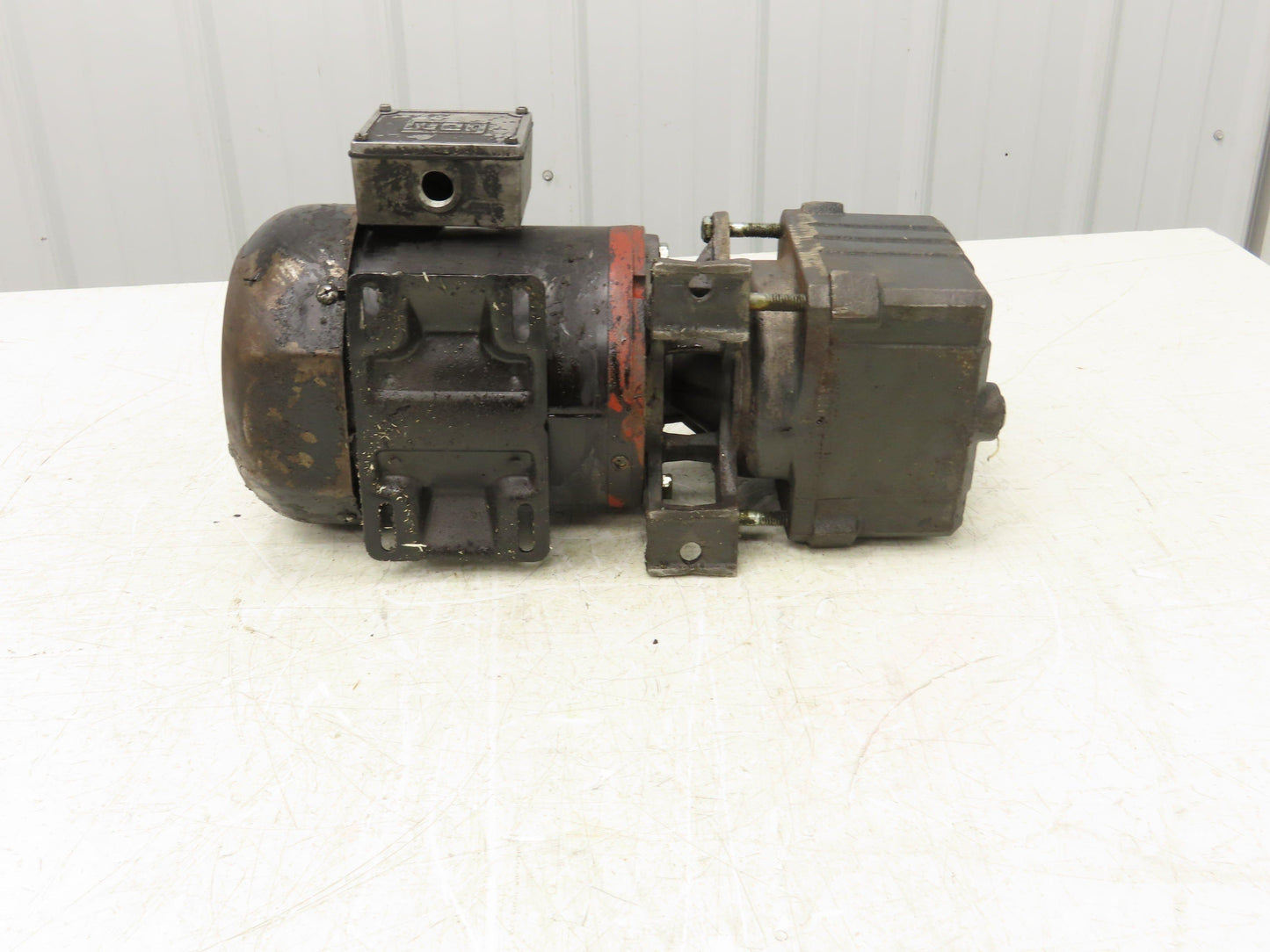 AMT 285P-95 Self-Priming Centrifugal Pump 65gpm 3/4Hp 230/460V 3PH 1.25" NPT