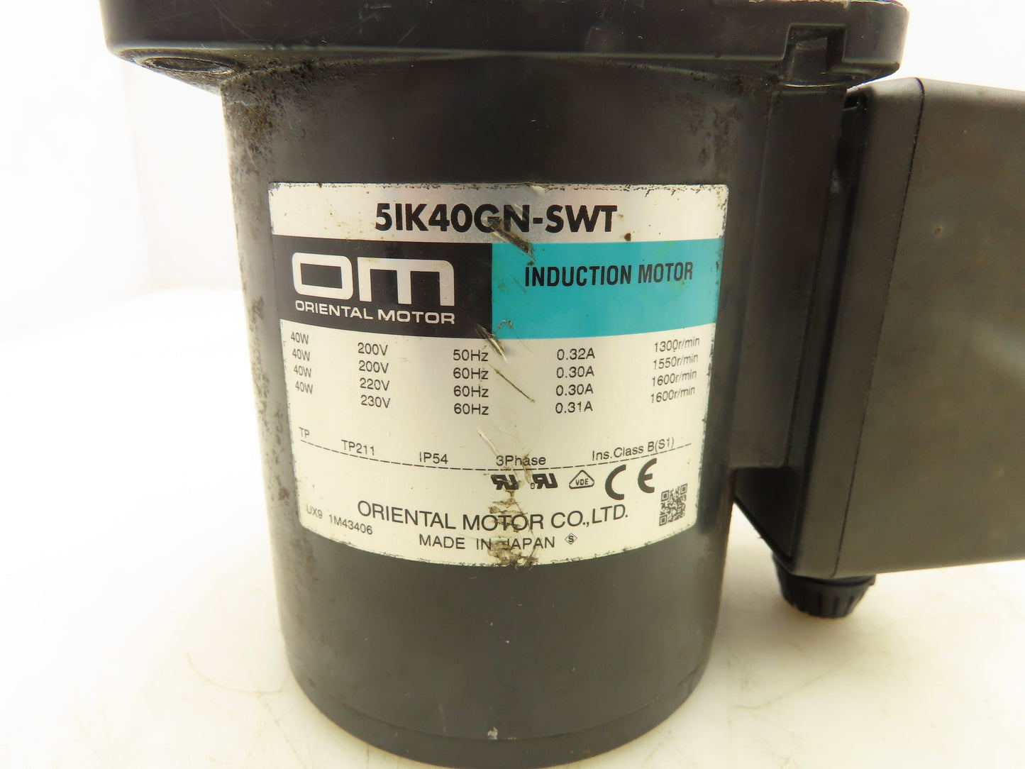 Oriental 5IK40GN-SWT Induction Motor 40W 1600 RPM 200/220/230V 3PH Pinion Shaft