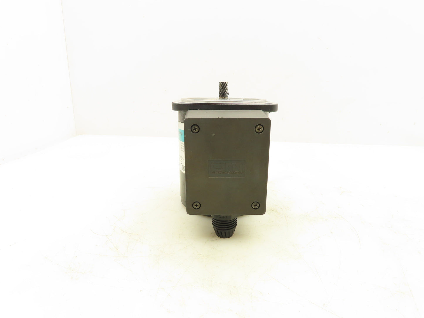 Oriental 5IK40GN-SWT Induction Motor 40W 1600 RPM 200/220/230V 3PH Pinion Shaft