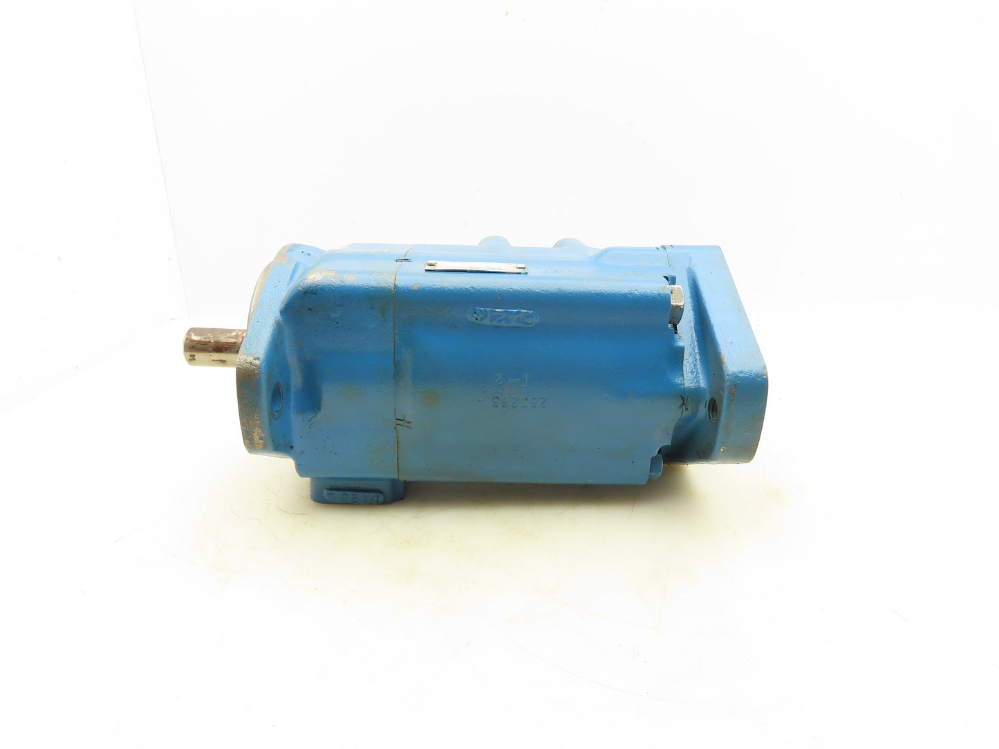 Vickers 25VTB21A Hydraulic Pump 7/8" Shaft w/ Keyway 1-3/4" Shaft Length