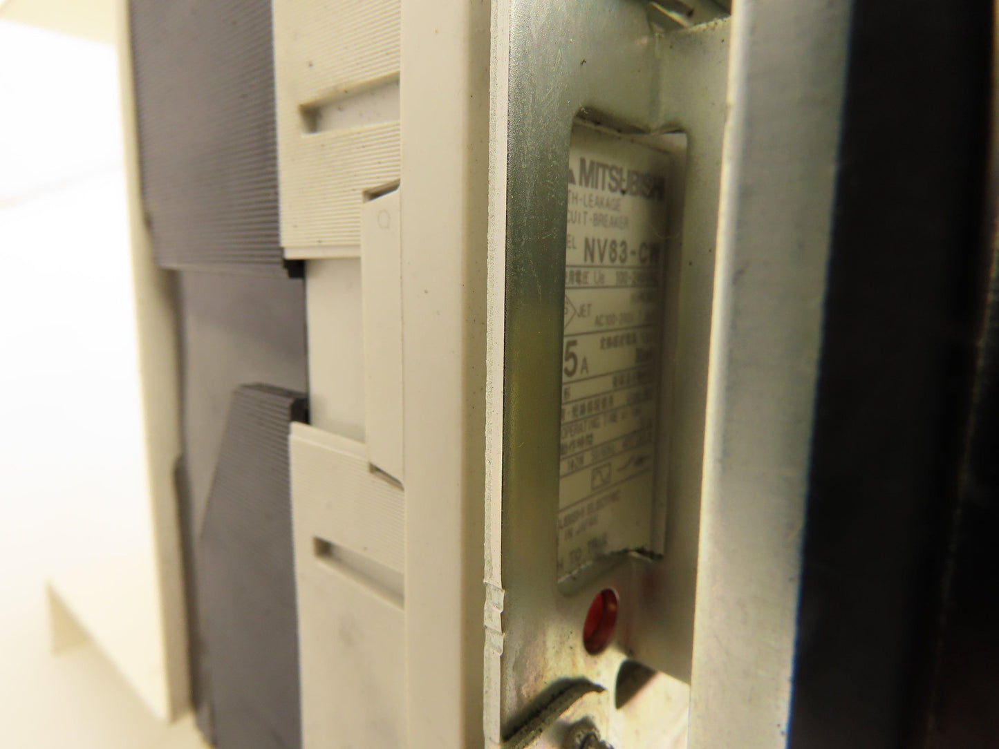 Mitsubishi Electric NV83-CW Circuit Breaker Disconnect Switch 15A 3 Pole