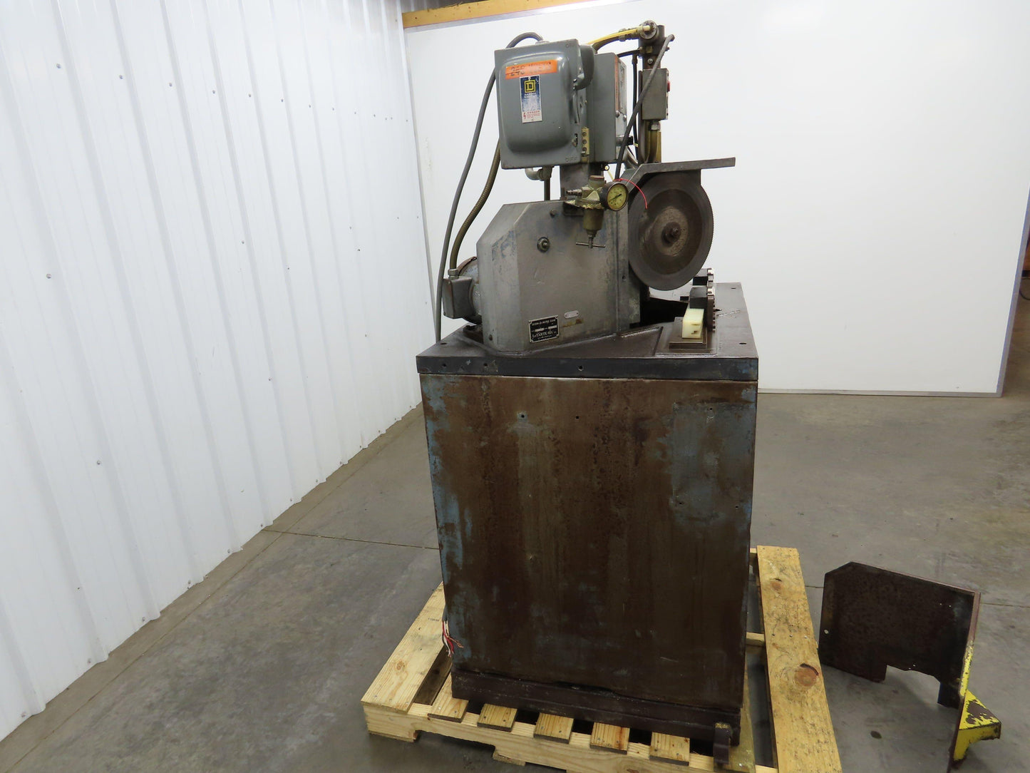 LeTarte EM11KA Aluminum Double Miter Saw 1.5HP Motors Dual Blades 230/460V 3Ph