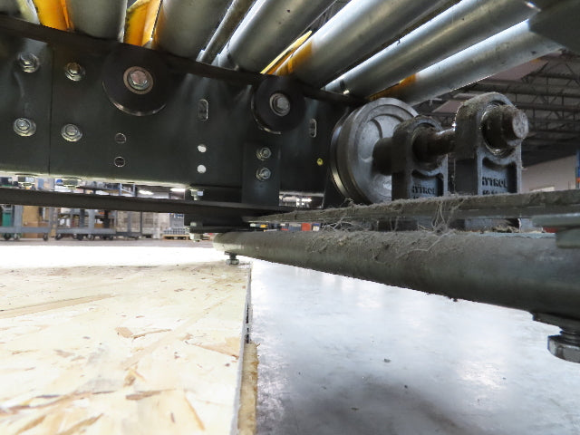 Hytrol 18" x 68" V-Belt Live Roller 45° Curve Conveyor 15" BF 18" Section