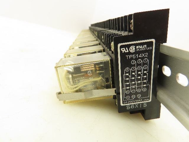 Omron MY4N Socket Relay TP514X2 5A 110V w/Base Lot of 17
