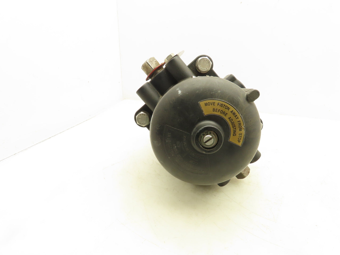 Neles Jamesbury SP18SR40-B Spring Return Actuator 125 PSI