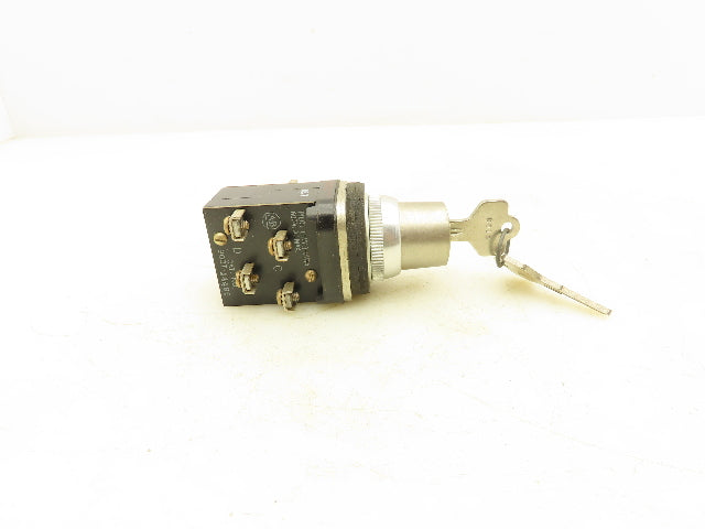 Allen Bradley 800T-J44B5 Keyed Selector Switch 3 Position Maintained 30mm