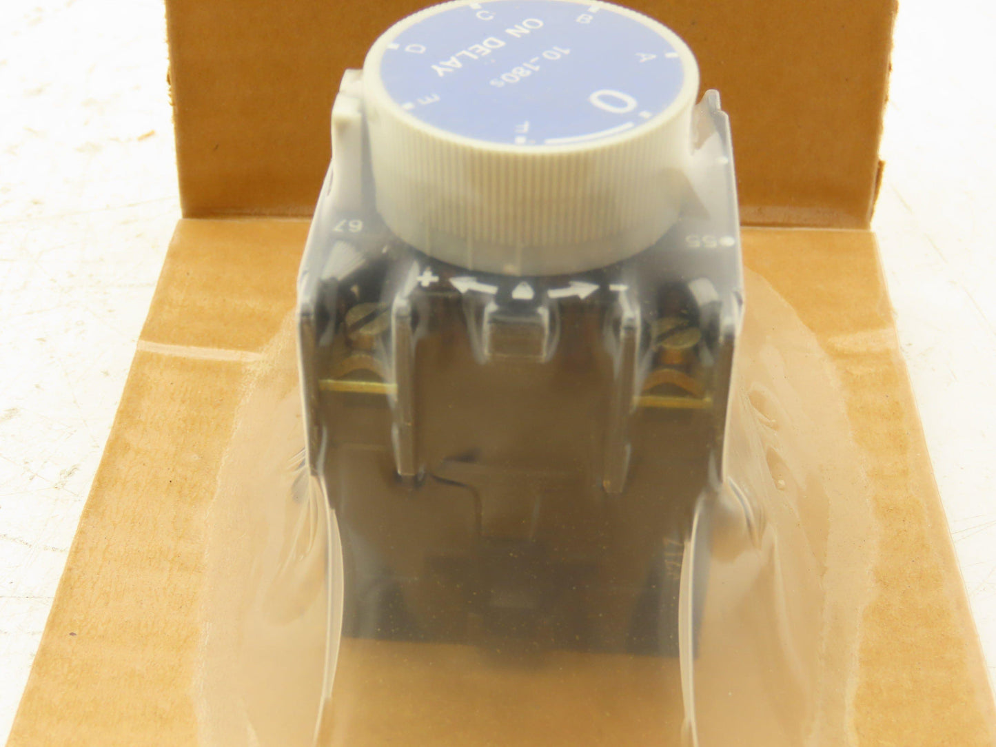 Telemecanique J20NTC18 Pneumatic Timing Control Relay 10-180 Sec On Delay