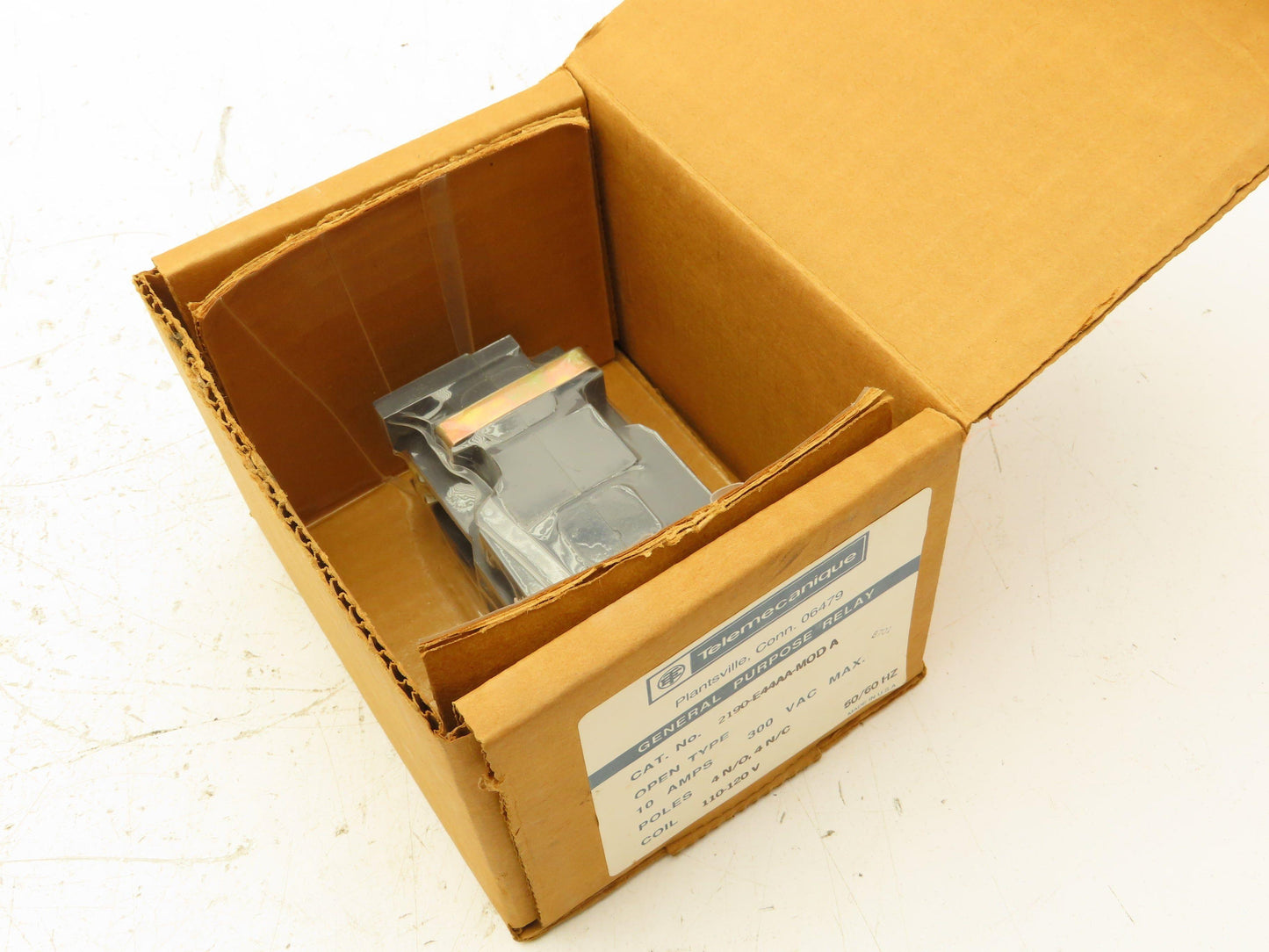 Telemecanique 2190-E44AA-MODA General Purpose Relay 4 NO 4 NC 120V Coil