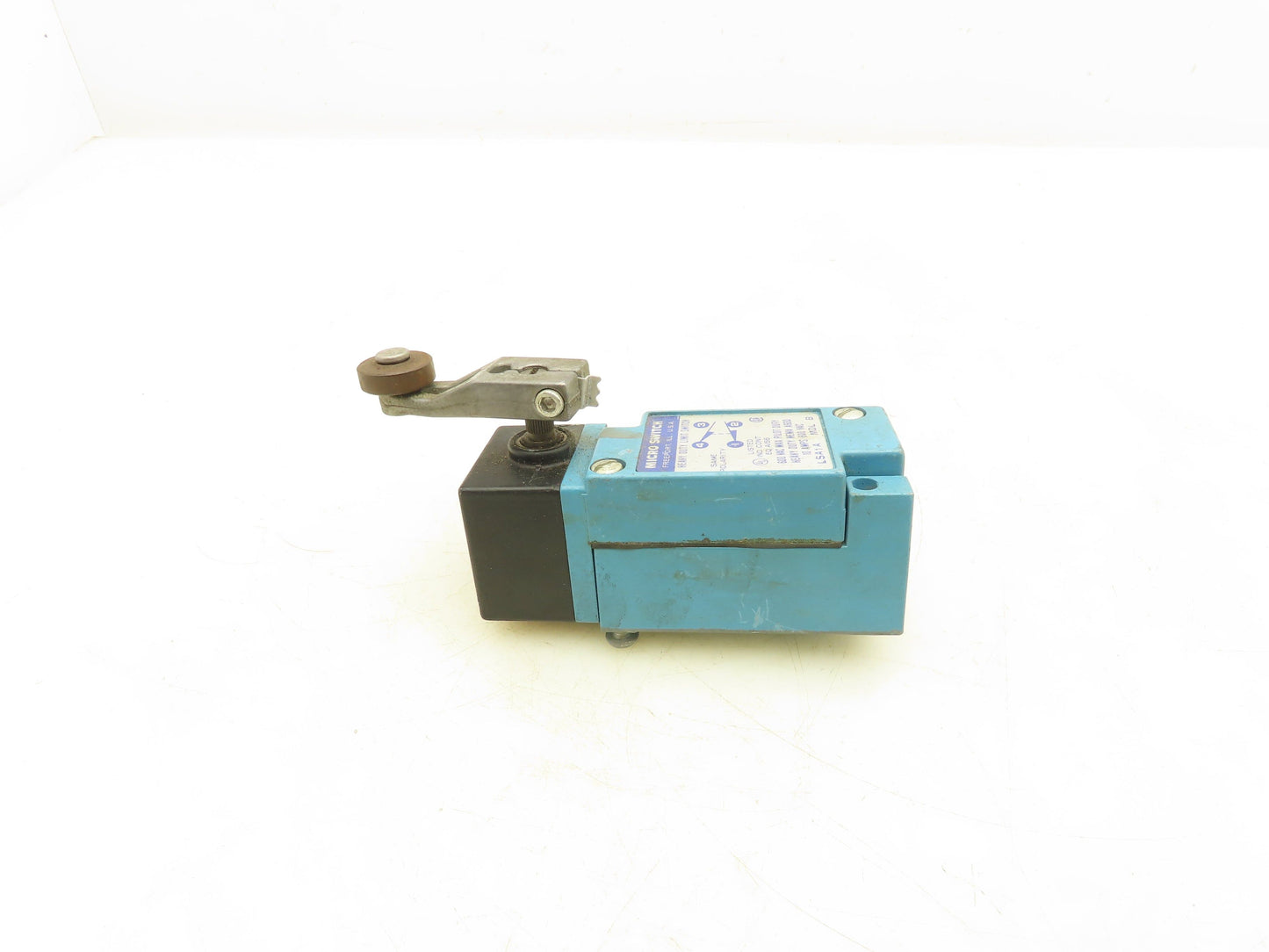 Honeywell LSA1A MDL B Micro Switch Heavy Duty Limit Switch 10A 600VAC Roller Arm