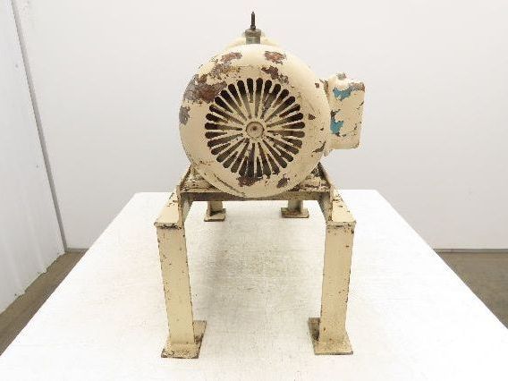 Gorman Rupp Centrifugal Suction Pump 1.5x1.5" NPT 2Hp 3485 RPM 460V 3PH