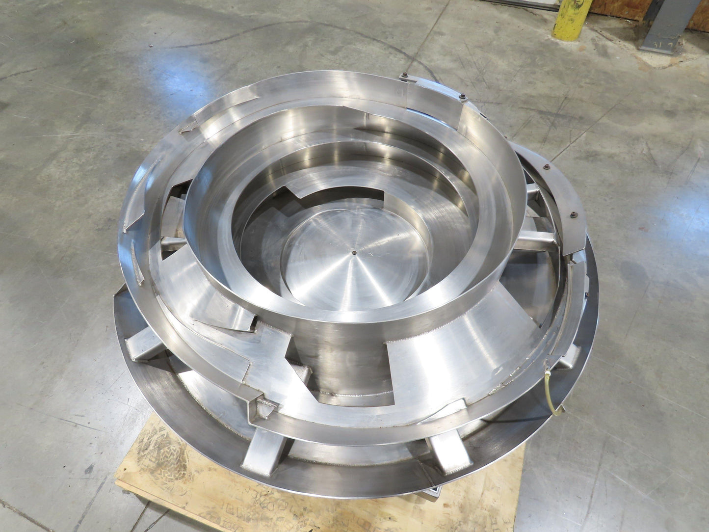 Fortville Vibratory Parts Feeder 44" Stainless Bowl  -No Vibrator