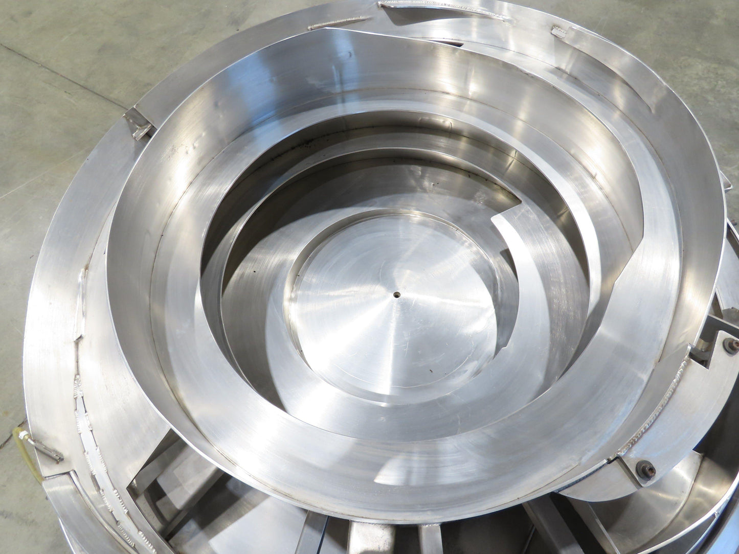 Fortville Vibratory Parts Feeder 44" Stainless Bowl  -No Vibrator