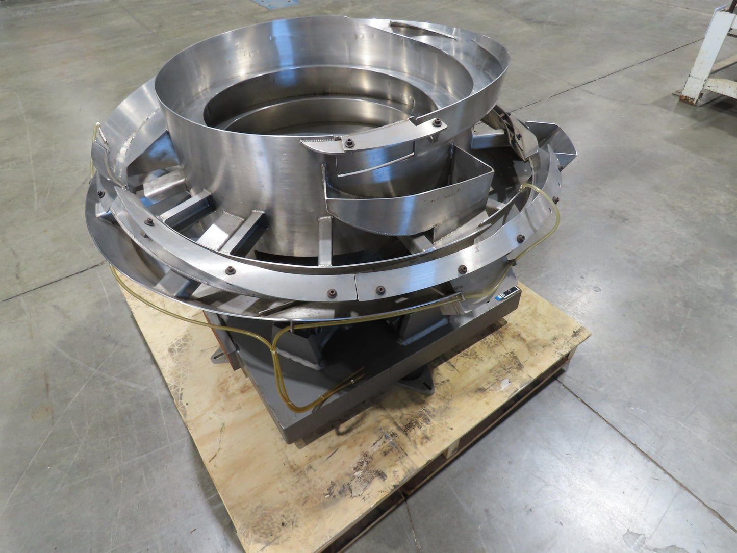 Fortville Vibratory Parts Feeder 44" Stainless Bowl  -No Vibrator