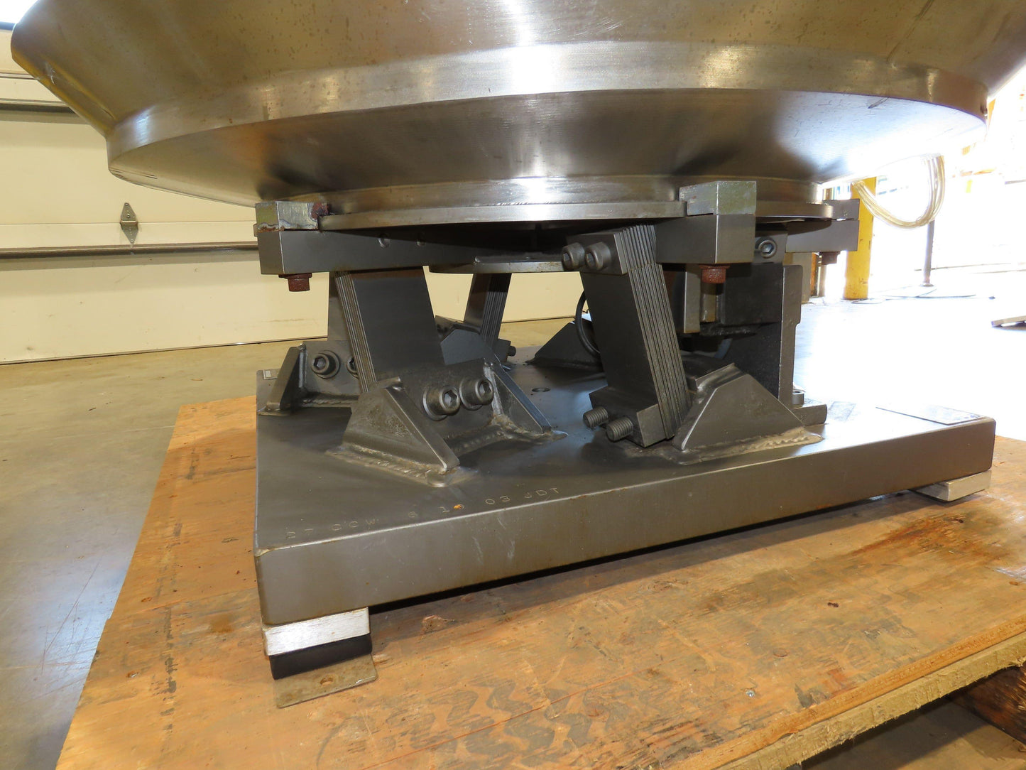Fortville Feeders Vibratory Parts Feeder 44" Stainless Bowl 120V