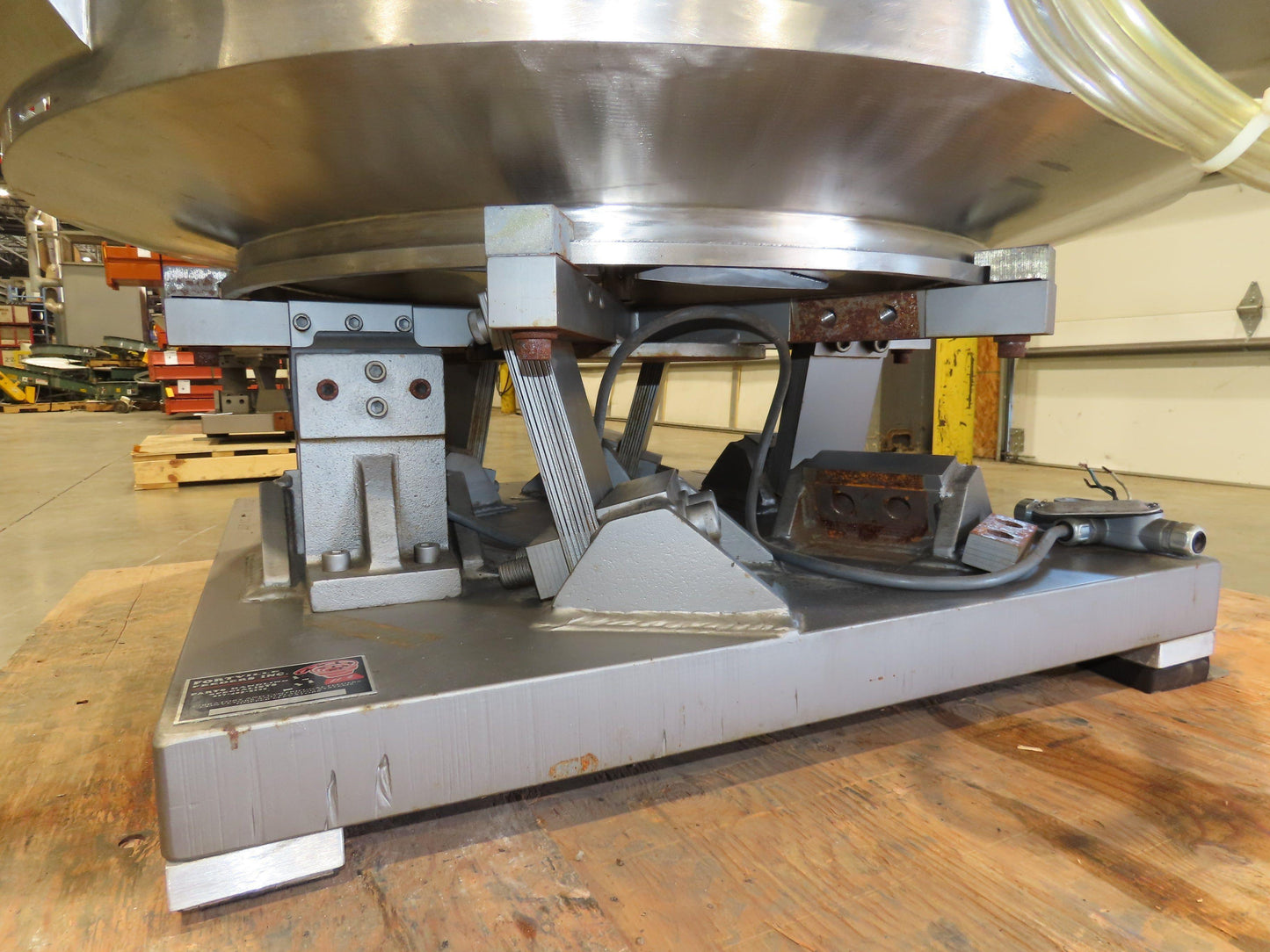Fortville Feeders Vibratory Parts Feeder 44" Stainless Bowl 120V