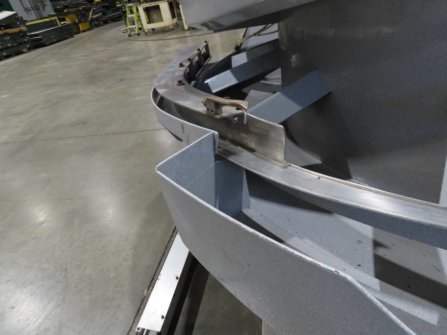 Fortville Feeders Vibratory Parts Feeder 60" Stainless Bowl