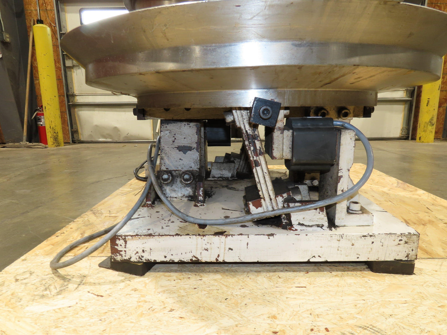 Vibratory Parts Feeder 34" Stainless Bowl 115V