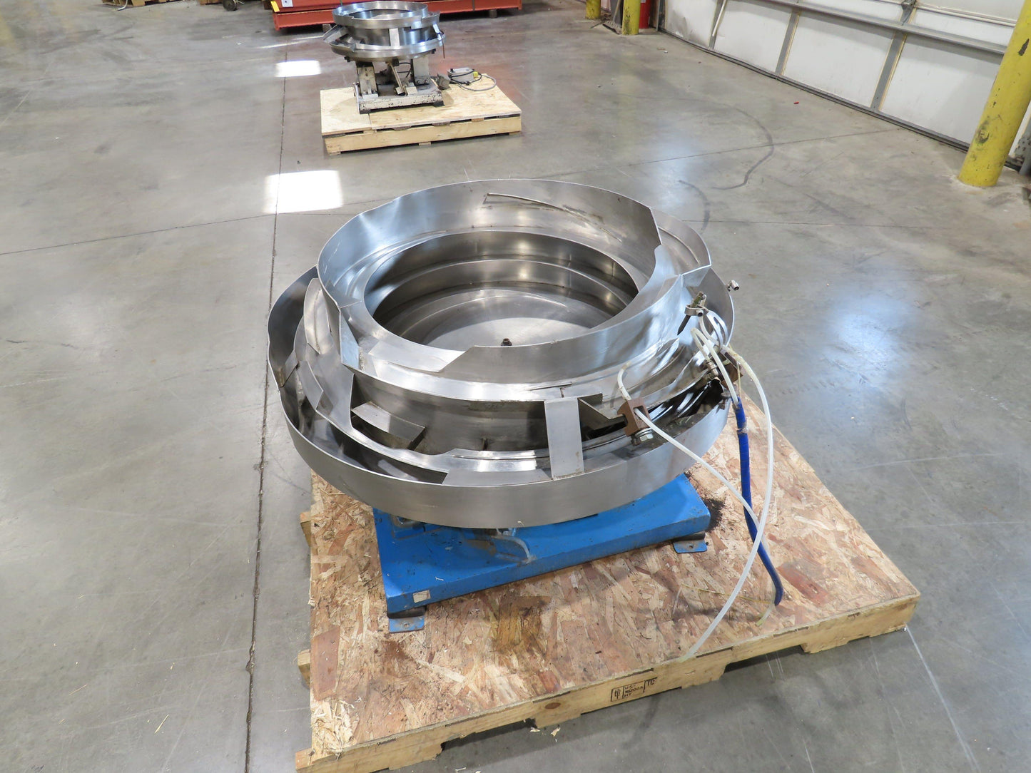 Vibratory Parts Feeder 38" Stainless Bowl 115V