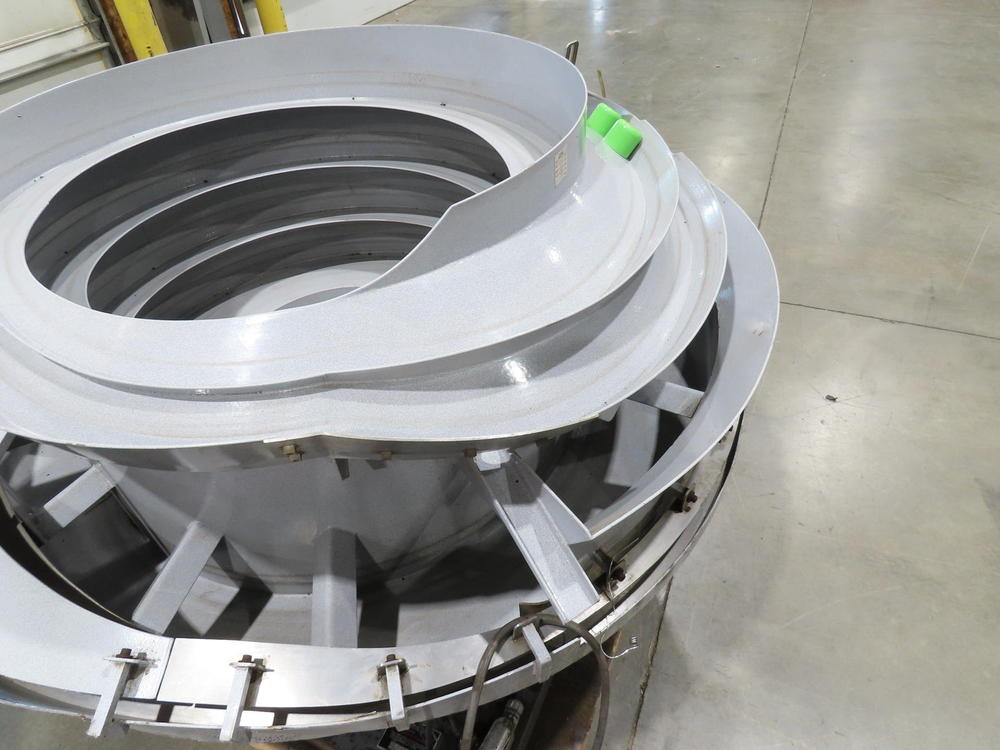 Fortville Feeders Vibratory Parts Feeder 60" Stainless Bowl 115V