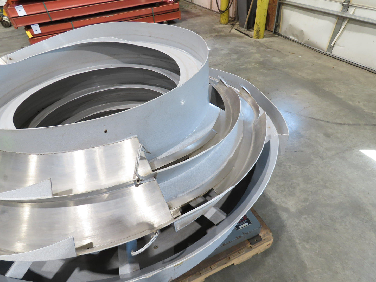 Fortville Feeders Vibratory Parts Feeder 60" Stainless Bowl 115V