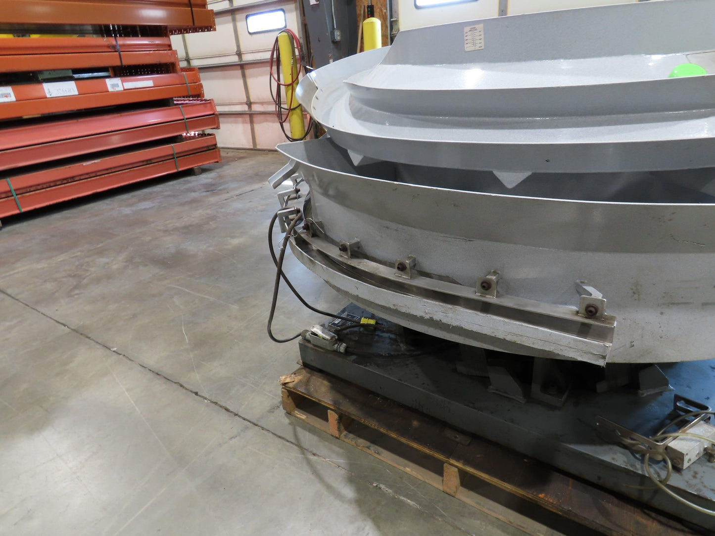 Fortville Feeders Vibratory Parts Feeder 60" Stainless Bowl 115V