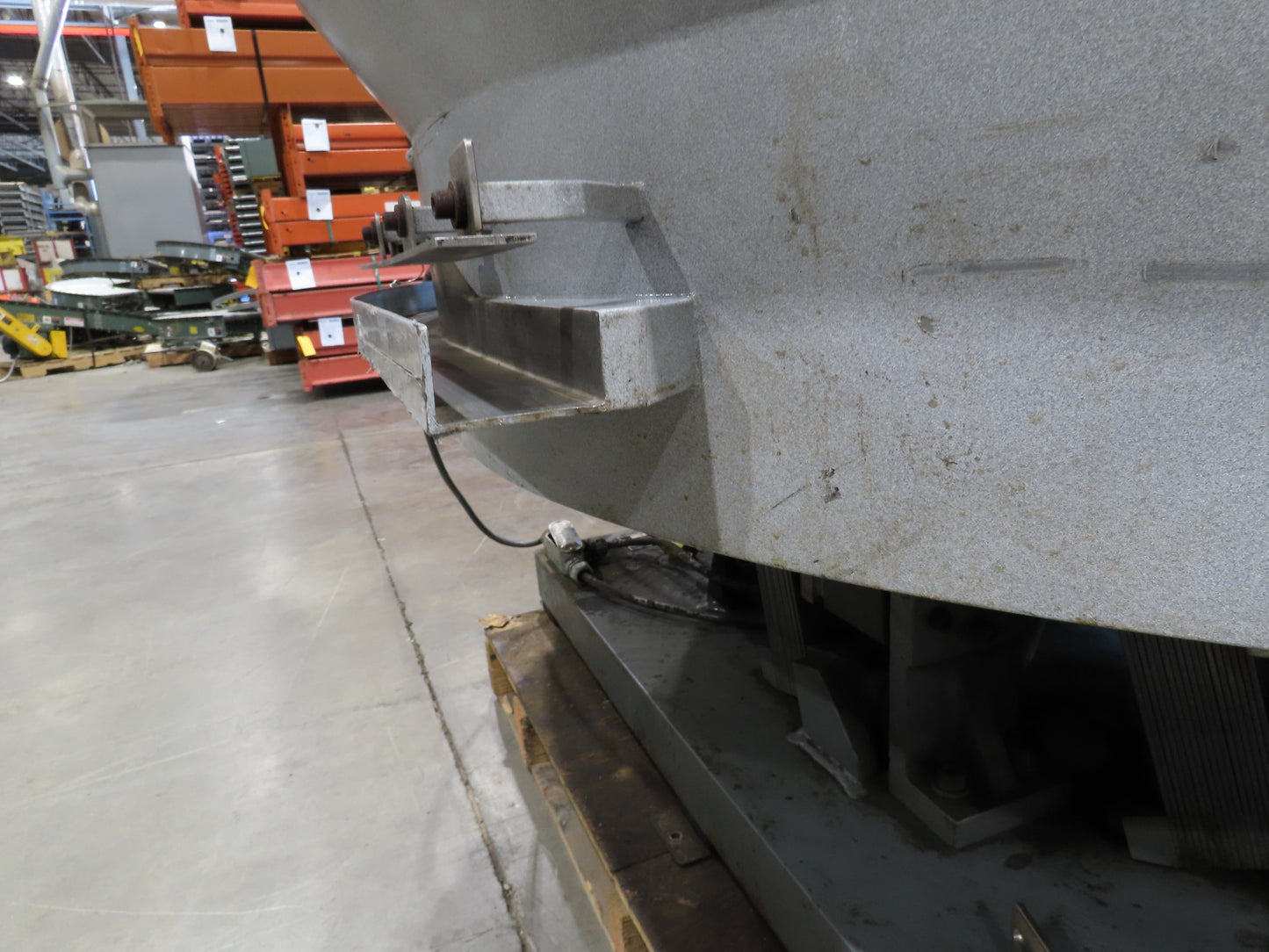 Fortville Feeders Vibratory Parts Feeder 60" Stainless Bowl 115V