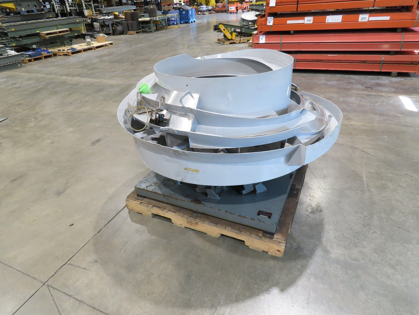 Fortville Feeders Vibratory Parts Feeder 60" Stainless Bowl 115V