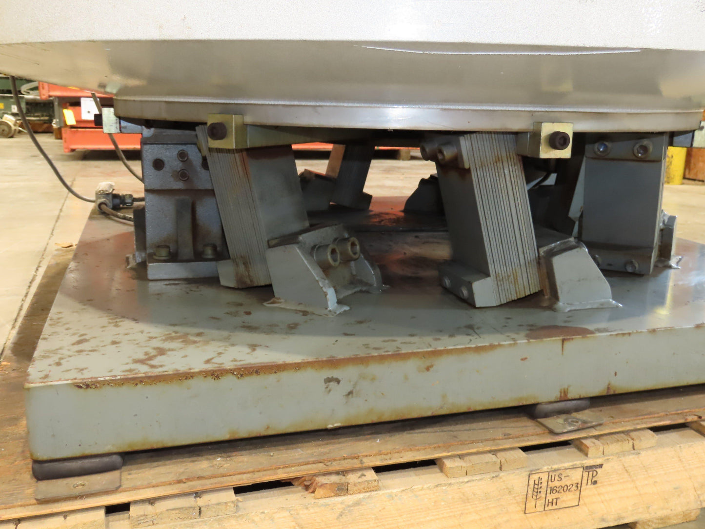 Fortville Feeders Vibratory Parts Feeder 60" Stainless Bowl 115V