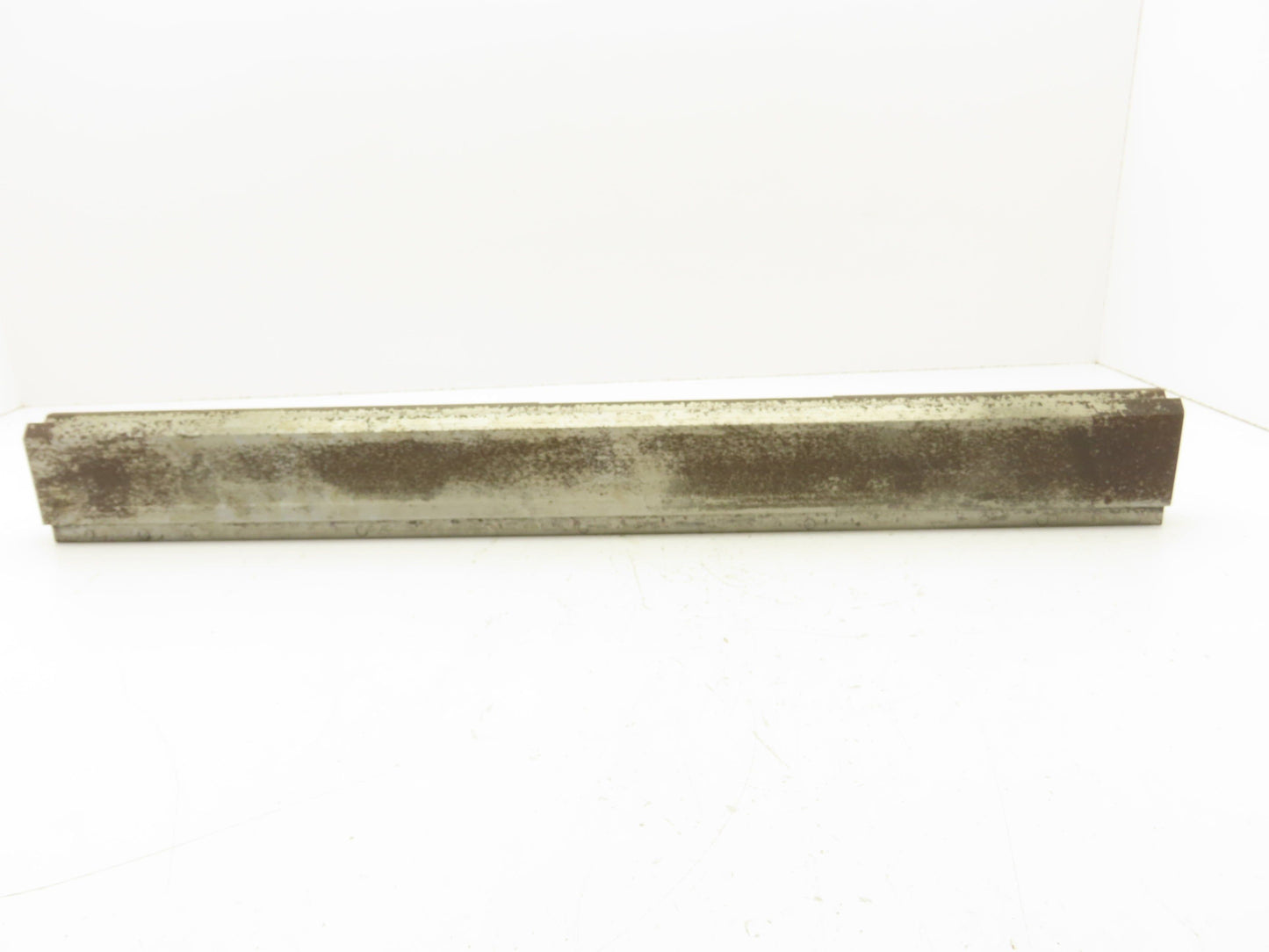 Press Brake Die 29-5/8" Long 90° V 1/2" Tang 1-7/16" W 2-3/4"H Offset