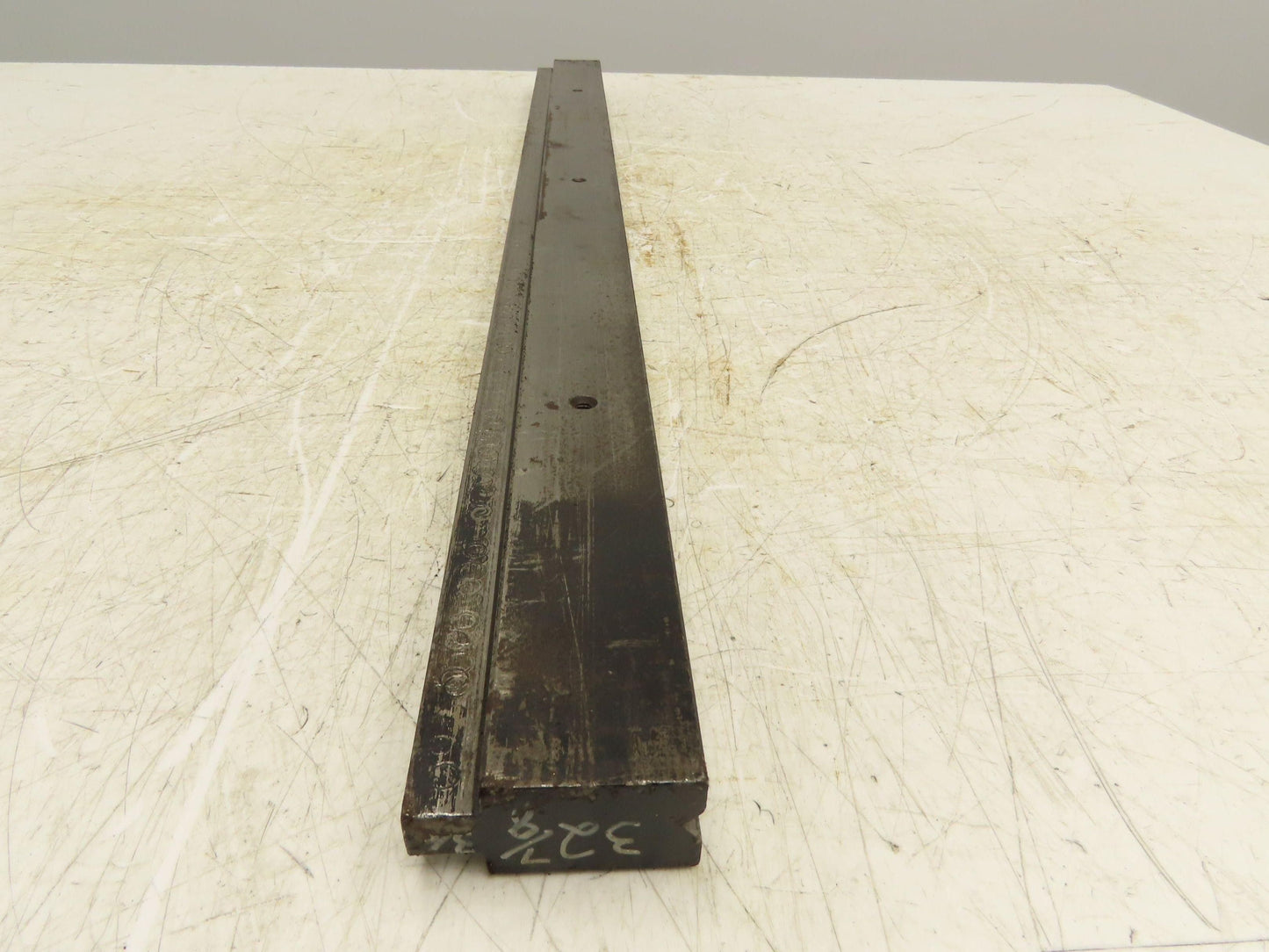 Press Brake Die 32-7/8" Long 90° V 1/2" Tang 1-7/64" W 1-3/4" H 11/32x3/16" V