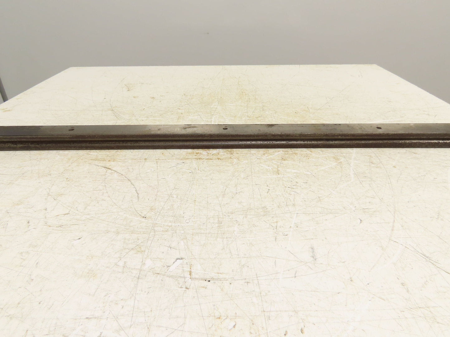 Press Brake Die 32-7/8" Long 90° V 1/2" Tang 1-7/64" W 1-3/4" H 11/32x3/16" V