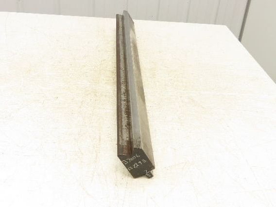 Press Brake Die 36-1/2" Long 90° V 1/2" Tang 1-31/32" W 2-3/4" H 1-1/8"x9/16" V