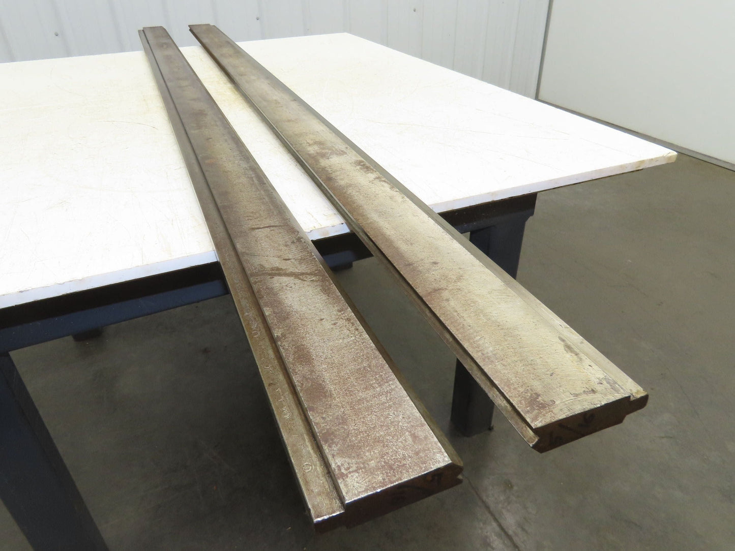 Press Brake Punch Die Set 71-3/8" Long 90° V 1/2" Tang 31/32" W 2-11/16" H
