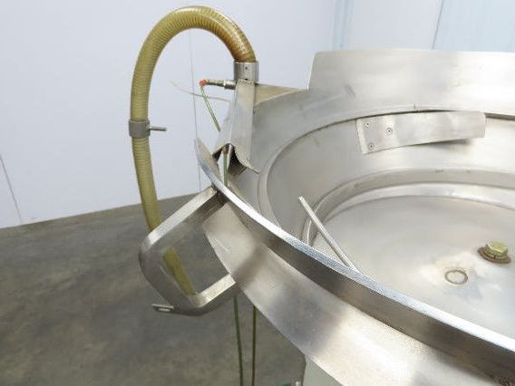 3 Master AO 40D Vibratory Small Parts Feeder 26" Stainless Bowl 115V 60"Pedestal