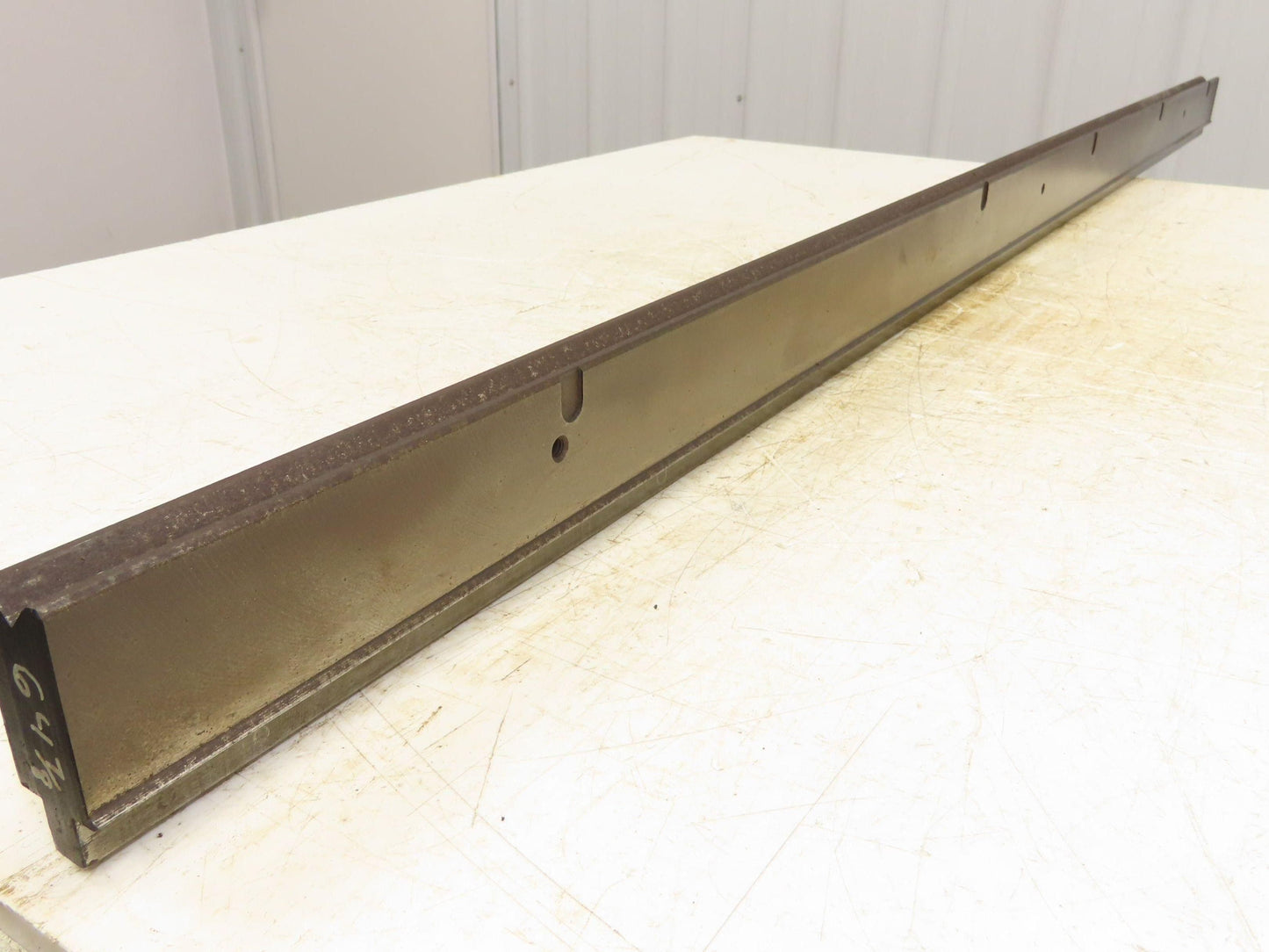 Press Brake Die 64-15/16" Long 90° V 1/2" Tang 1-1/8" W 2-9/32" W