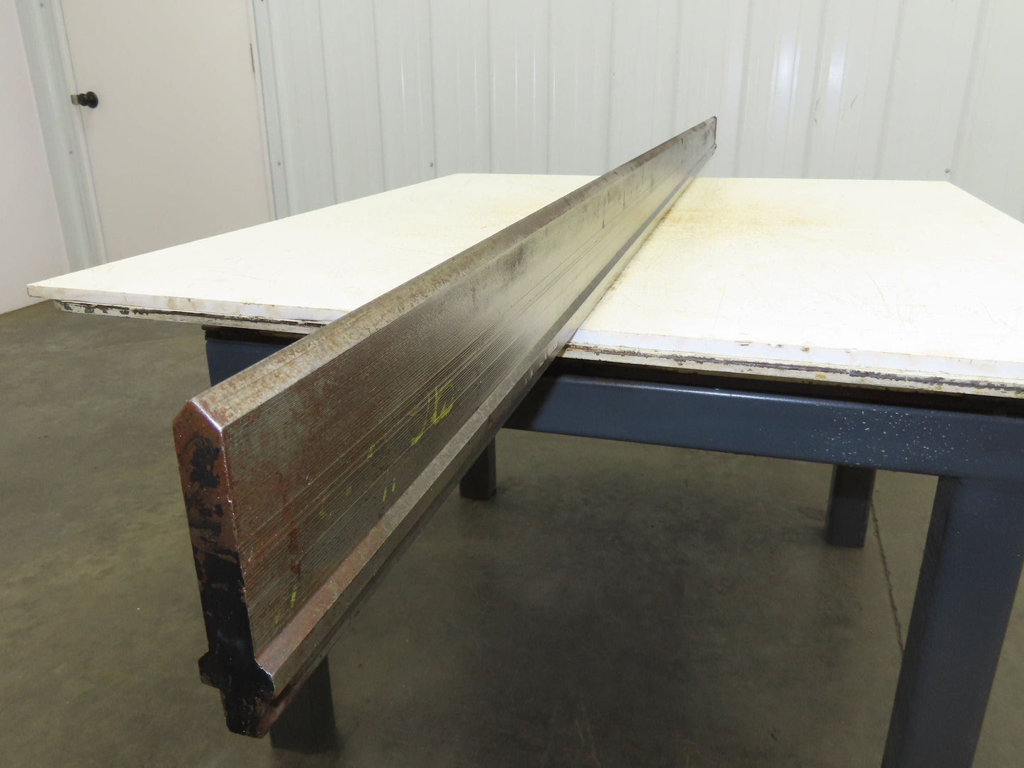 Press Brake Punch Die 95-1/2" Long 90° V 1/2" Tang 19/32" W 3-5/8" H