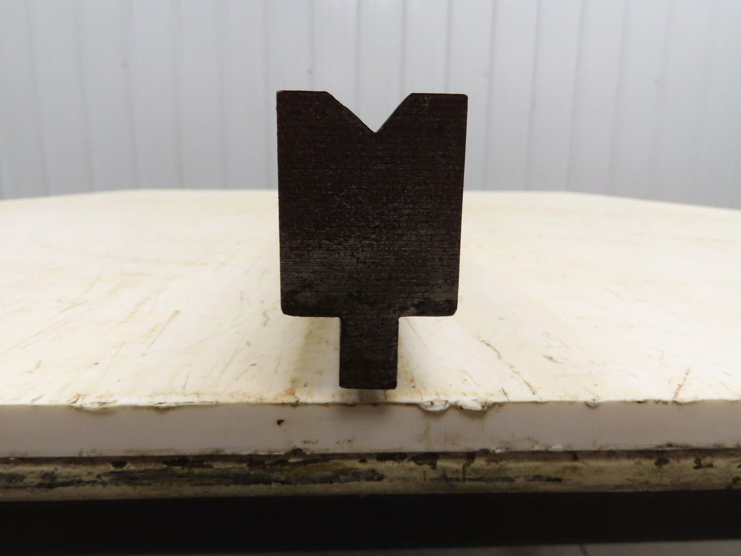 Press Brake Die 65-5/8" Long 90° V 1/2" W 5/16" D 1-3/4" H 1/2" Tang