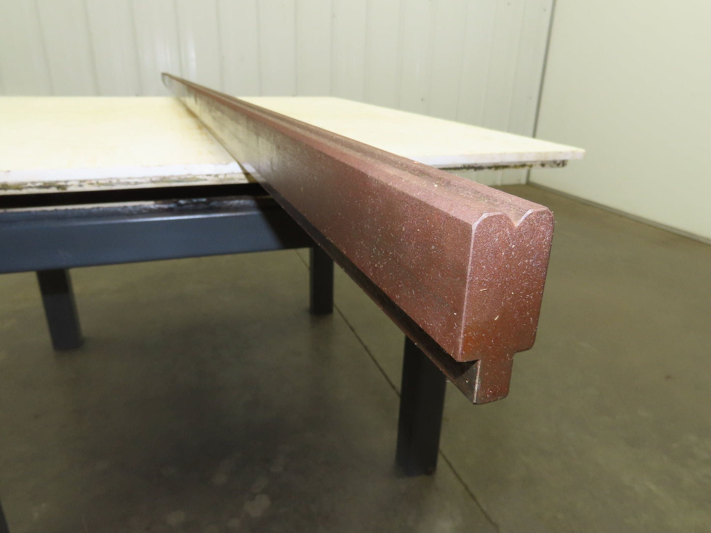 Press Brake Die 121" Long 90° V 1/4" W 5/32" D 1-3/4" H 1/2" Tang