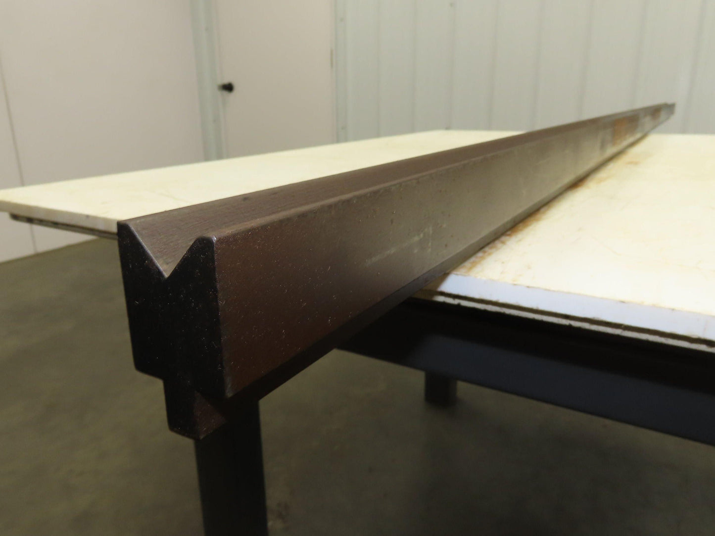 Press Brake Die 97" Long 90° V 15/16" W 1/2" D 1-3/4" H 1/2" Tang