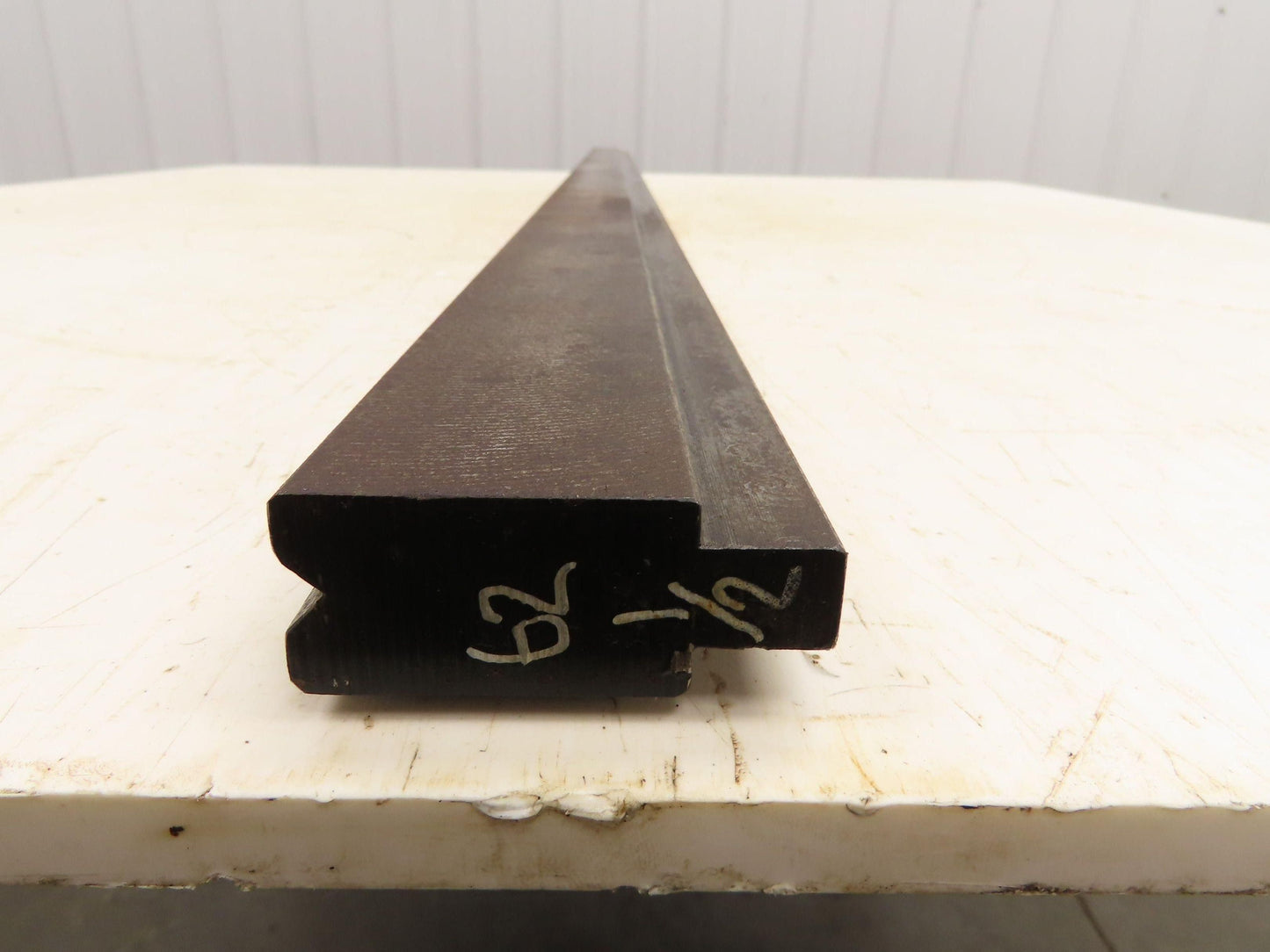 Press Brake Die 62-1/2" Long 90° V 3/8" W 3/16" D 1-3/4" H 1/2" Tang