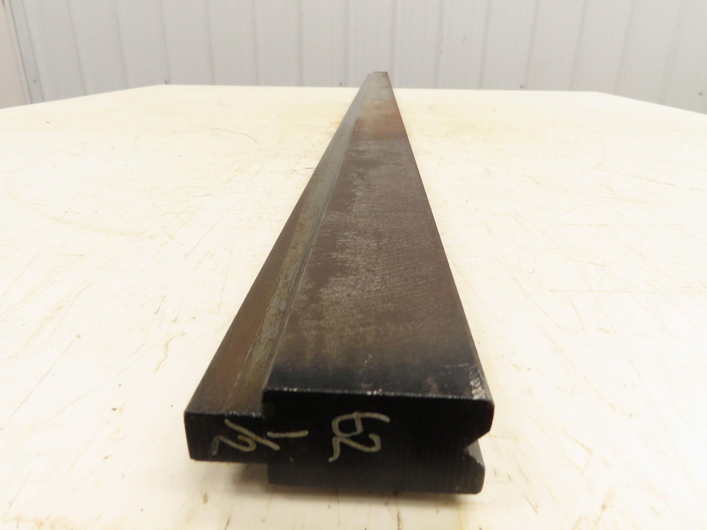 Press Brake Die 62-1/2" Long 90° V 3/8" W 3/16" D 1-3/4" H 1/2" Tang