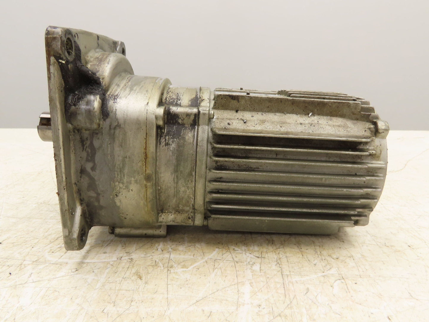 Fuji MGX1FS04A045HZ Parallel Shaft Gearmotor 45:1 Reducer 40rpm 400W 220V 3PH