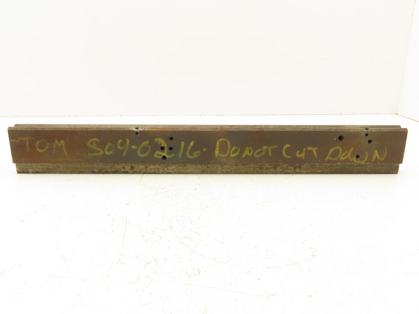 Press Brake Die 19-3/4" Long 90° V 7/16" W 1/4" D 1-13/16" H 1/2" Tang