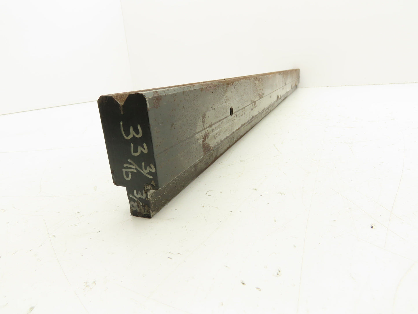 Press Brake Die 33-3/16" Long 90° V 3/8" W 3/16" D 1-3/4" H 1/2" Tang
