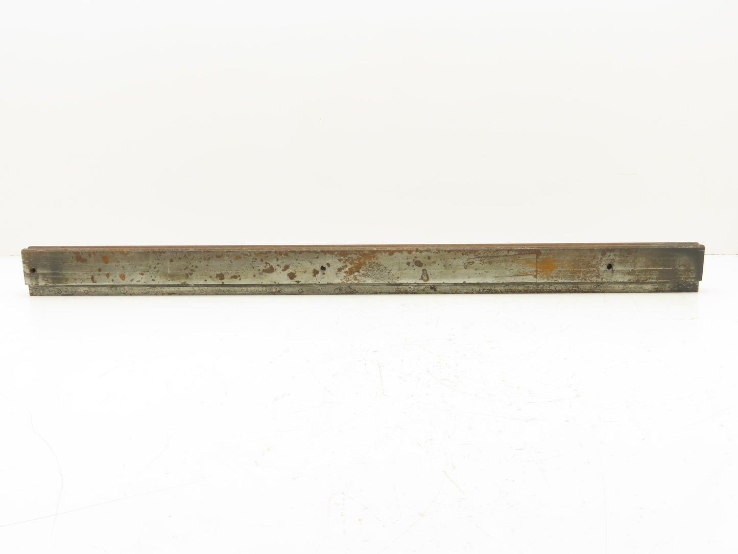 Press Brake Die 33-3/16" Long 90° V 3/8" W 3/16" D 1-3/4" H 1/2" Tang