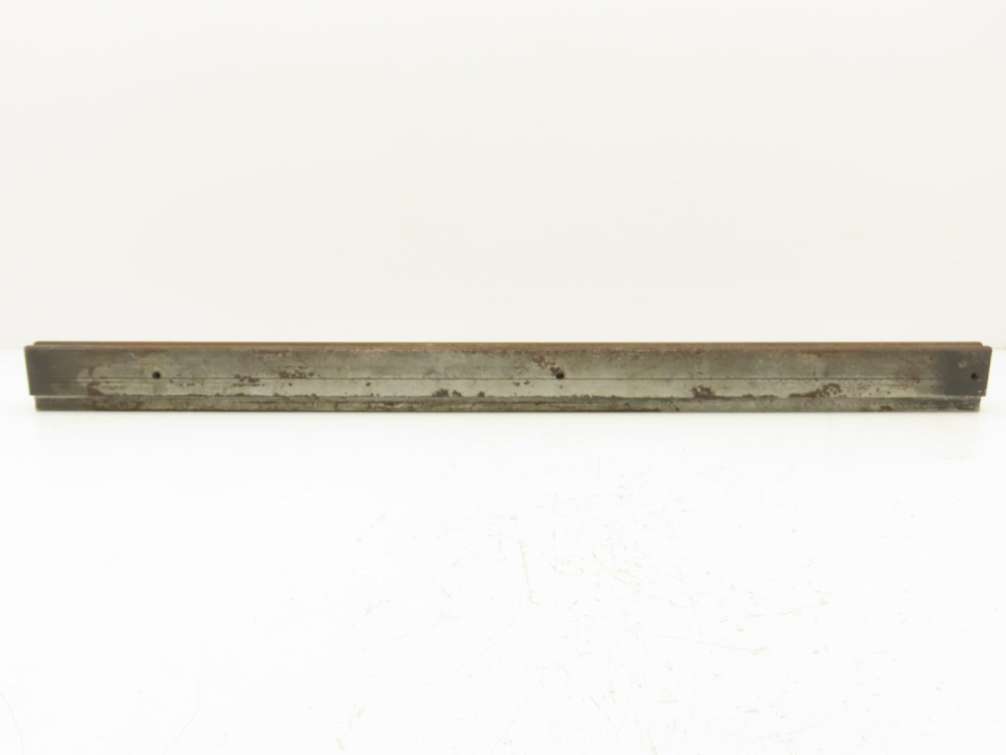 Press Brake Die 33-3/16" Long 90° V 3/8" W 3/16" D 1-3/4" H 1/2" Tang
