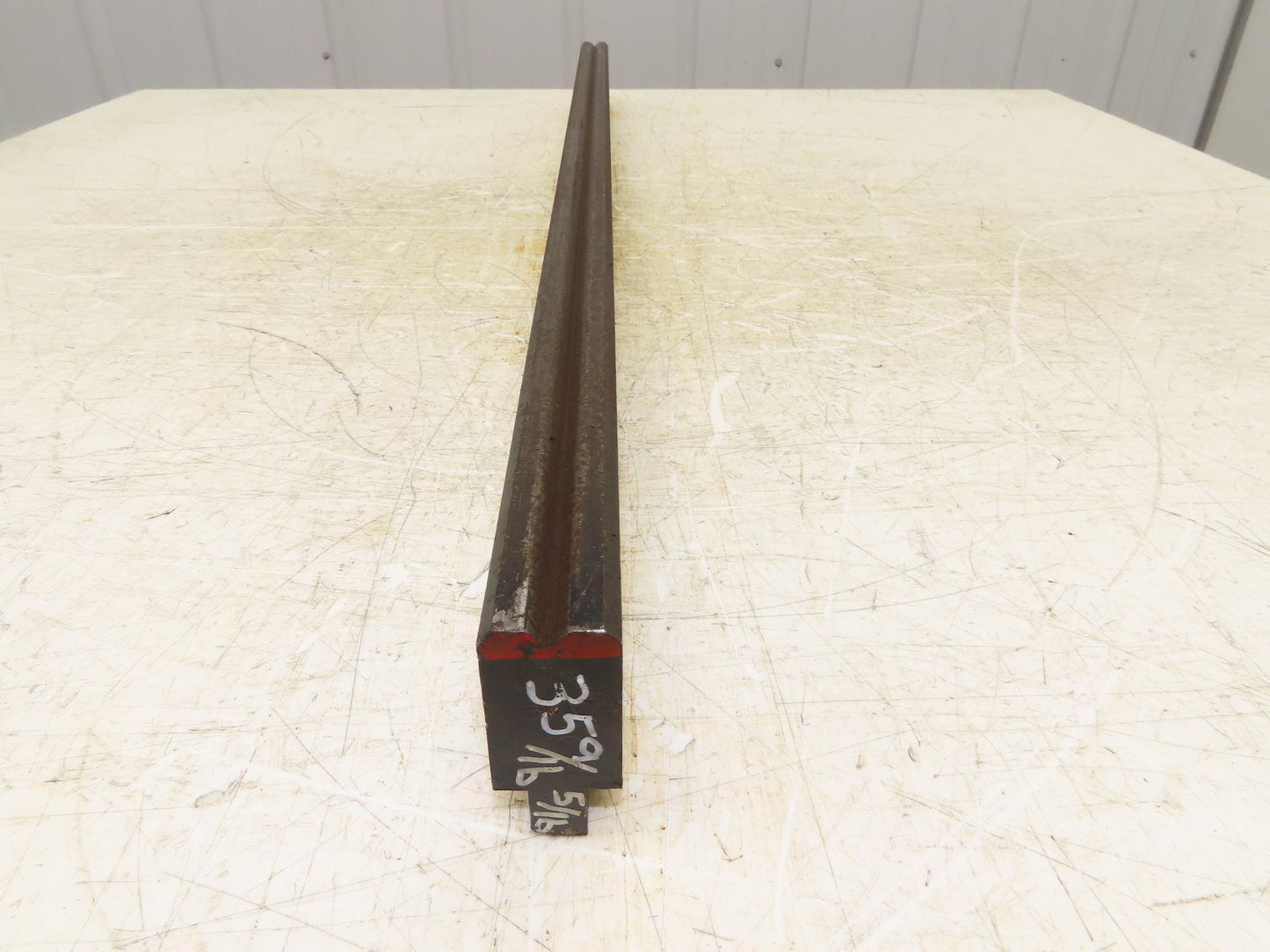 Press Brake Die 35-1/2" Long 90° V 5/16" W 3/16" D 1-3/4" H 1/2" Tang
