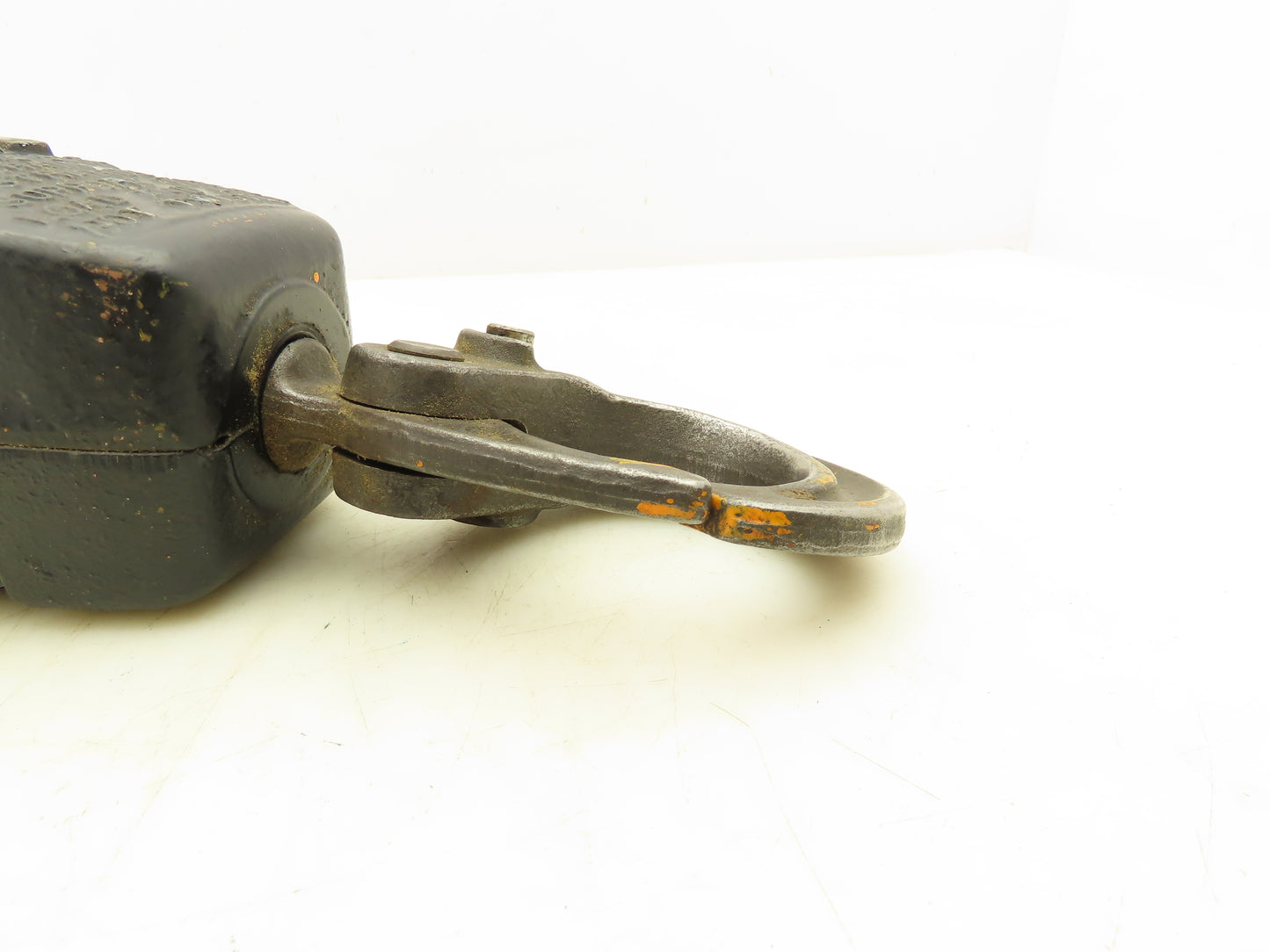 CM Lodestar 2 Ton Lower Hook Block Assembly Double Chain Latchlok Black 627-860