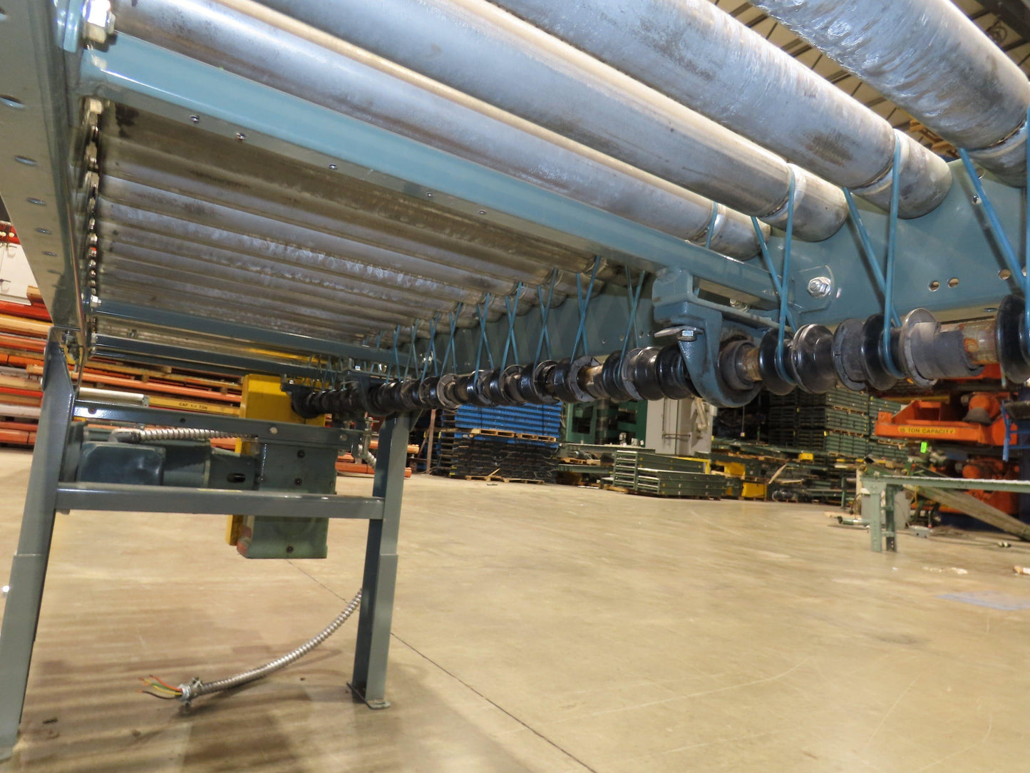 Hytrol 24"x 10' Accumulation Roller Conveyor 21"BF O-Ring Line Shaft Drive 64FPM